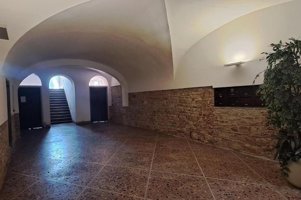 Casa Elisa Due Passi Dalla Torre Pendente Pisa Buitenkant foto